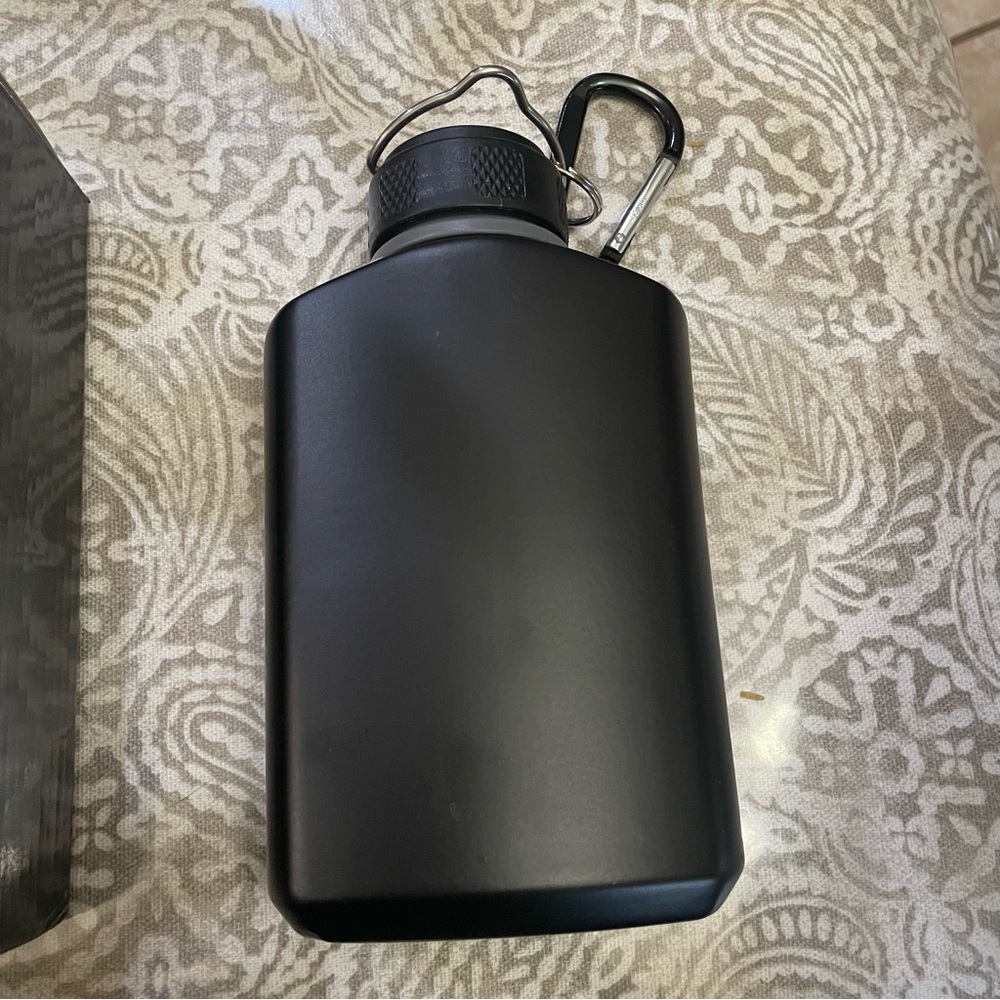 High Sierra for Leeds NWT black Pandora the world of avatar rugged flask. - Picture 6 of 7